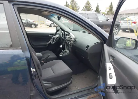 2003 Toyota Corolla Matrix Xr z USA, uszkodzony, nr VIN 2T1KR32E23C081831